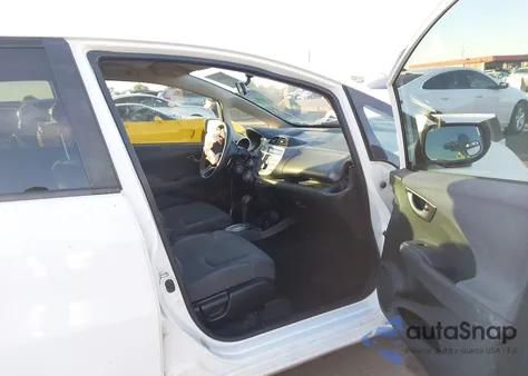 2013 Honda Fit z USA, uszkodzony, nr VIN JHMGE8H35DC059223